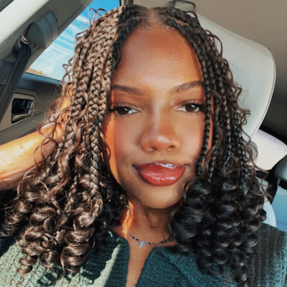 Meet your Posher, Allegra